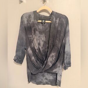 Bobeau Gray Tie-Dye Draped Front Tunic